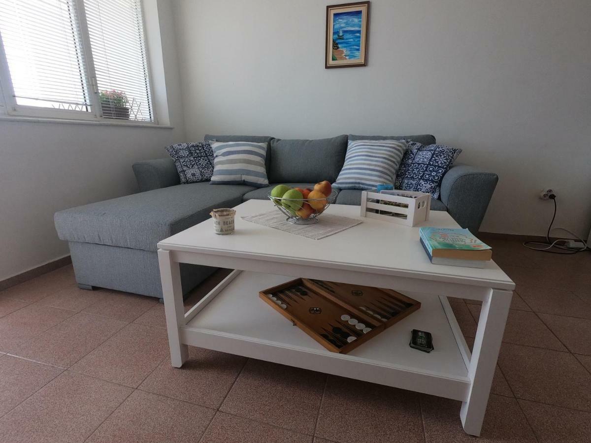 Apartment In St. Vlas With Terrace Sveti Vlas Exterior photo